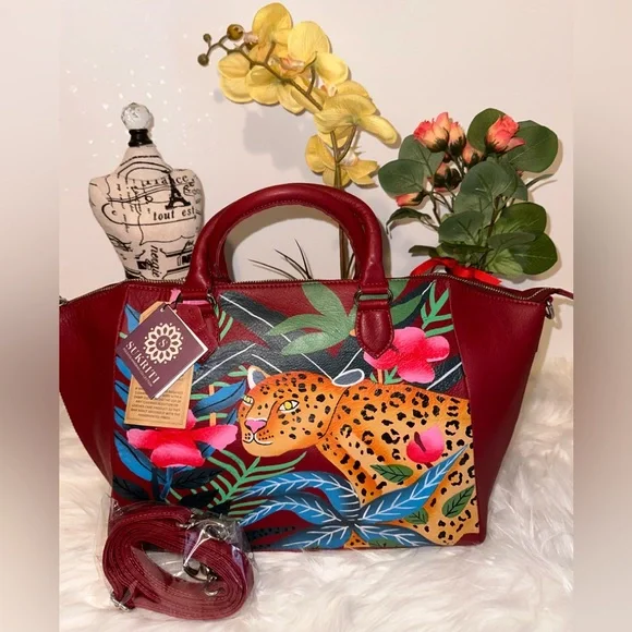 SUKRITI RED LEOPARD PATTERN GENUINE LEATHER SACHEL HANDBAG 💕 - Picture 2 of 4